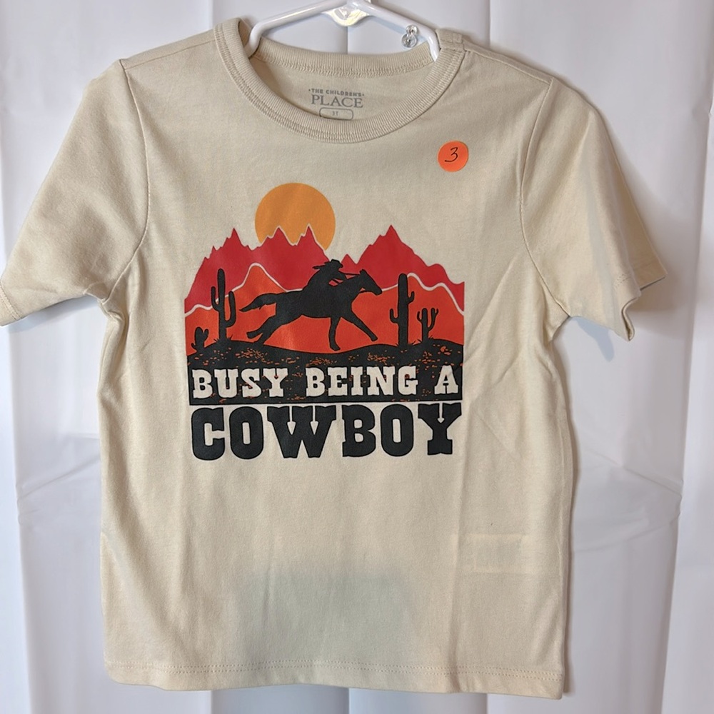 NWT 🐝 Kids size 4T Tshirt